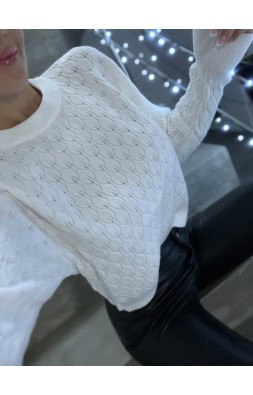 Bílý svetr Lia