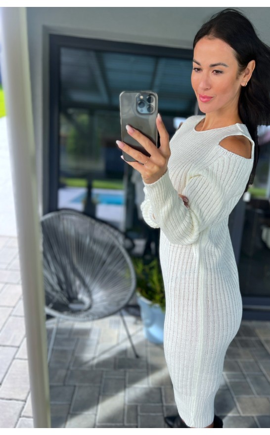 Smetnové teplé šaty Emilie