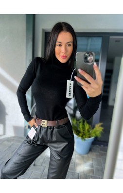 Černý basic rolák 