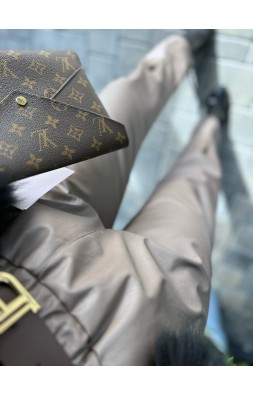 Hnědé kožené kalhoty s páskem S/M 