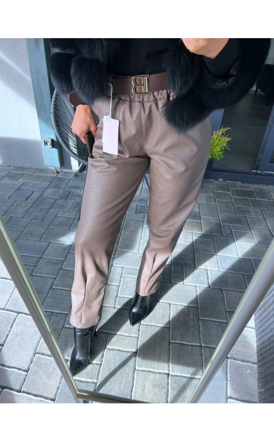 Hnědé kožené kalhoty s páskem S/M 