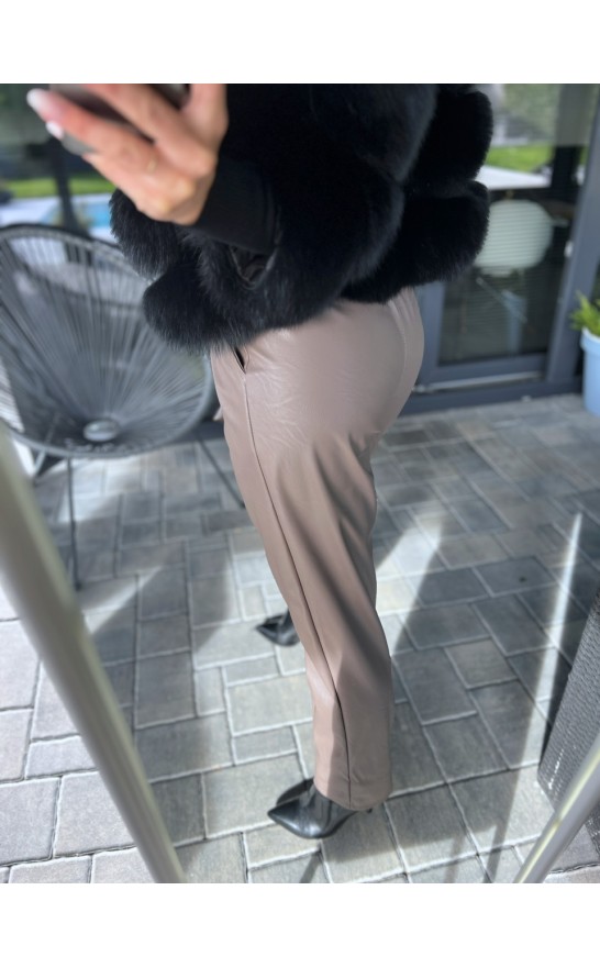 Hnědé kožené kalhoty s páskem S/M 