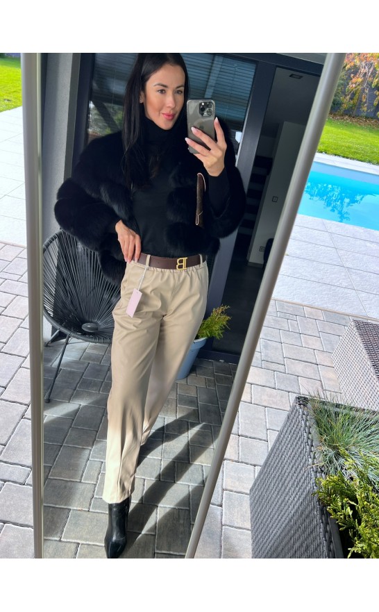 Světle krémové kalhoty kožené  s páskem