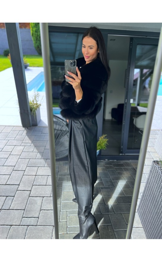 Černá kožená sukně + pásek 