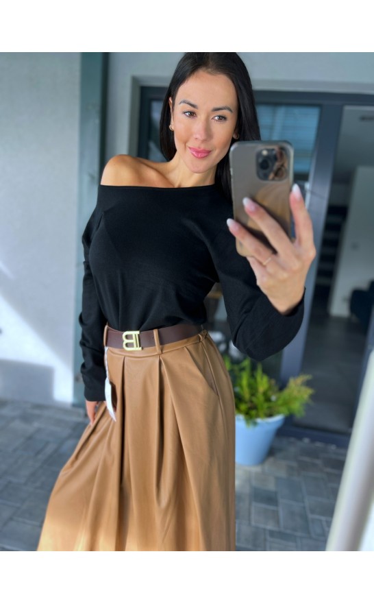 Černý svetr Sabina