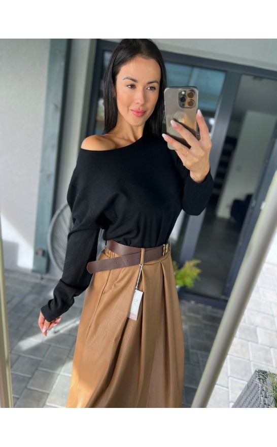 Černý svetr Sabina