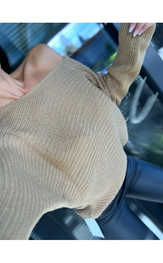 Krémový svetr Sony 