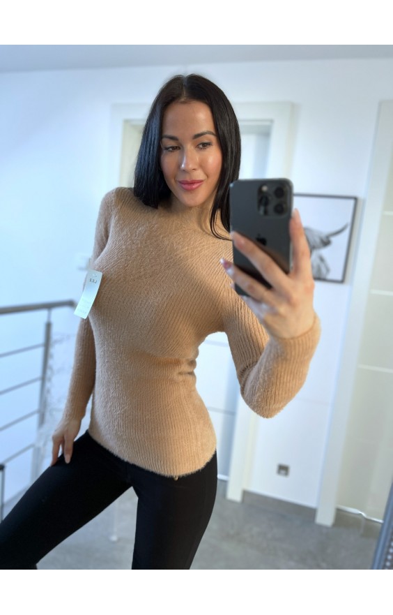 Karamelový svetr Veli 