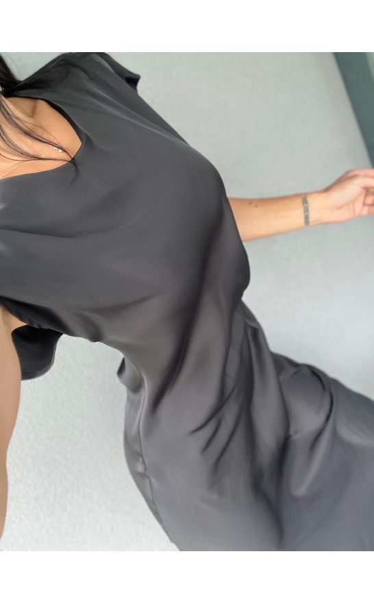 Černé saténové midi šaty 