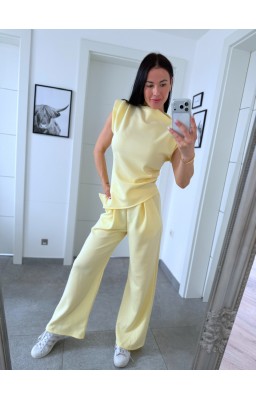 ŽLutý máslový komplet 