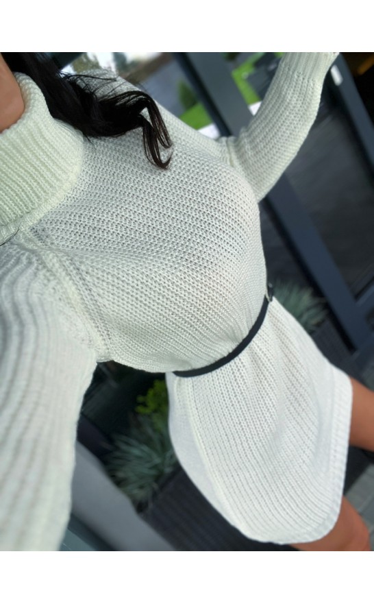 Smetanové teplé šaty Boas