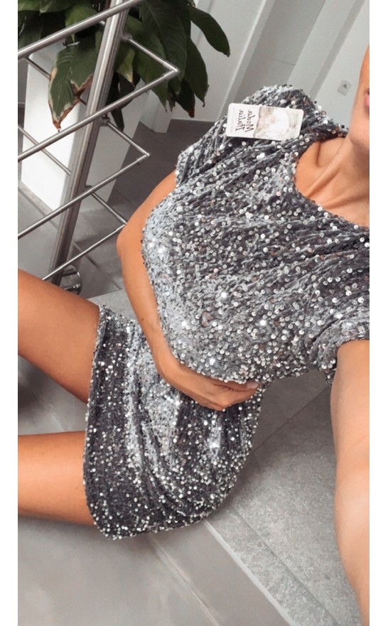 Šedé flitrované šaty 