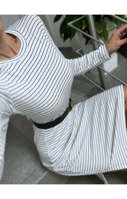 Krémovo-bílé pruhované šaty + pásek 