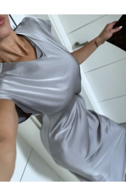 Stříbrno-šedé saténové midi šaty 