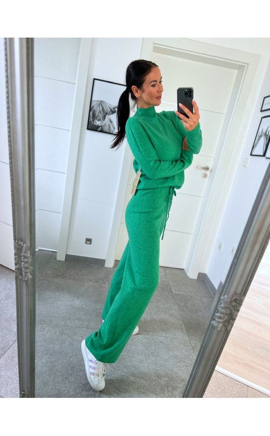 Středně zelený komplet S/M