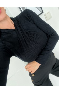 Černý křížený top 