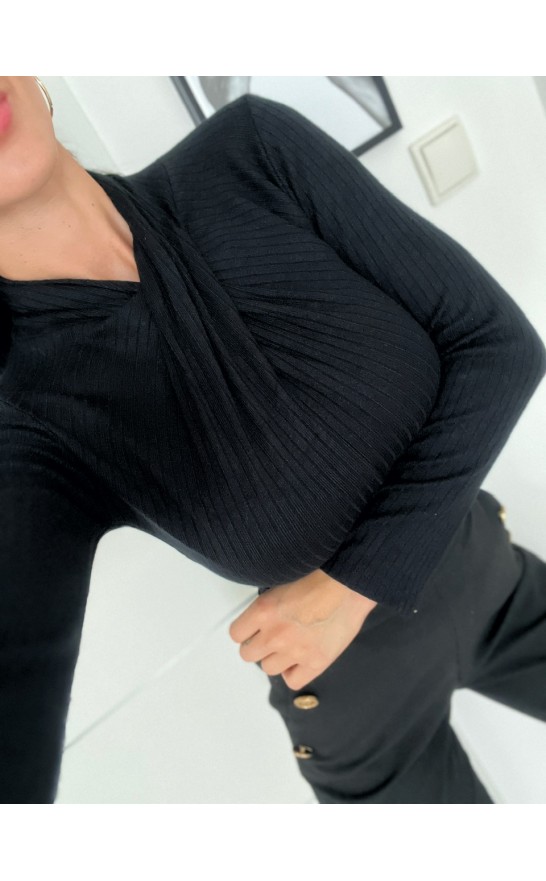 Černý křížený top 