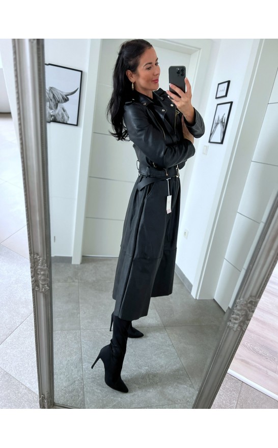 Černá koženková sukně + pásek 