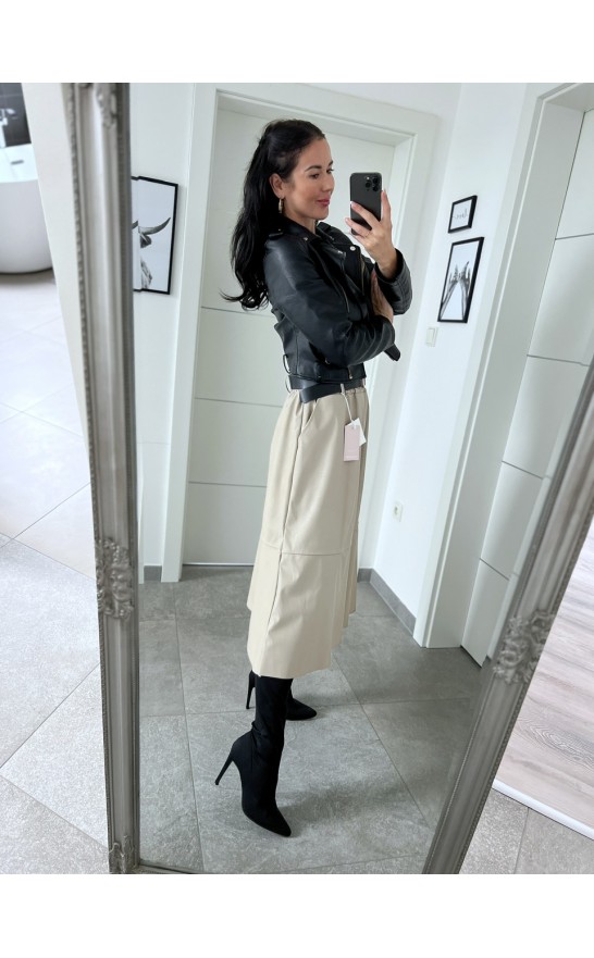 Světle krémová sukně koženka + pásek 